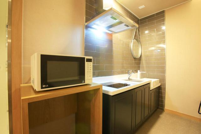 A7 Hotel Suwon Exterior photo